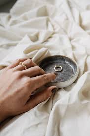 Finding the person you want to spend the rest of your life with is a journey unique to everyone. Organische Formen Aus Gold Und Silber Von Hanna Marie Gropper Craftifair