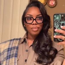 Amber Sunderman's Instagram, Twitter & Facebook