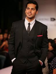 Here you can know that how groom wear can be in so many styles in india. Indian Wedding Guest Outfits For Men Kurtas Designer Suits