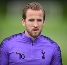 He scores goals from close range and from long distance, for good teams and bad. Harry Kane Aktuelle News Nachrichten Zum Fussballer Welt