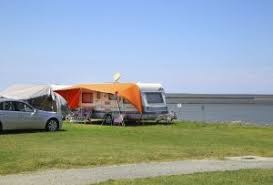 Camping An Der Nordsee Strand Familiencampingplatz Bensersiel Camping Familie Camping Campingurlaub