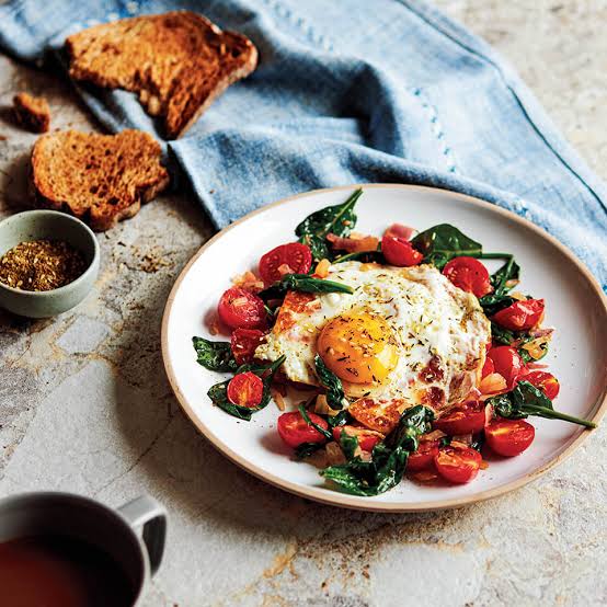 Egg and Halloumi Breakfast Plate