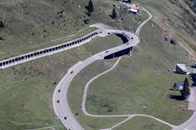 Gotthard pass is very close to a fantastic swiss alps village/ski resort: Gotthard Pass A Great Mountain Pass In Ticino Switzerland La Guida Gran Turismo