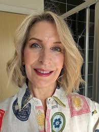 🙏Thank you for those that came to see me today at Caffi Isa it was lovely  to see you. It was lovely chatting to ladies who reached out to find out  more