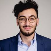 Samantha Tsokris's Instagram, Twitter & Facebook