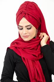Aise Tesettur Bordo Burgu Bandana Hazir Sal Siyah Inciler Siyah Siyah Ve Beyaz