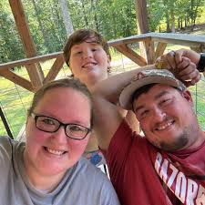 Church attendance with kids seeking youth ministry