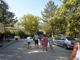 30 αθλήματα, ψυχαγωγία και εκπαίδευση. Kataskhnwsh Sthn Xalkidikh Kai Peramo To Kalokairi Toy 2014 Kentro Koinwnikhs Pronoias Perifereias Anatolikhs Makedonias Kai 8rakhs