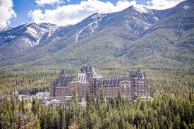 Banff park lodge resort hotel & conference centre. Pros Cons Fairmont Banff Springs Hotel In Canada