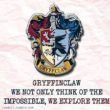 Gryffindor Answers Facts And Expert Answers From Gryffindor Fans Gryffinclaw Harry Potter Obsession Harry Potter Wallpaper