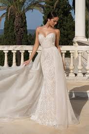 Affordable Wedding Dresses Designers Inspirational Home Wedding 50 Unique Bri In 2020 Justin Alexander Wedding Dress Tight Wedding Dress Wedding Dress Detachable Skirt