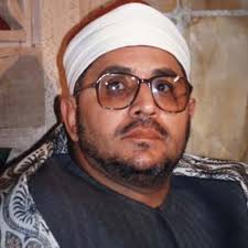 بدأ حياته بأدوار.اقرأ المزيد صغيرة في عدد من المسلسلات مثل مسلسل (السندريلا)، إلى أن قدم دورًا متميزًا في فيلم (احكي يا شهرزاد) مع المخرج يسري نصر الله وجعل الجميع يطلقون عليه أحمد زكي الجديد. Ø¬Ø¯Ø§Ø±ÙŠØ§Øª Ø³Ø± Ø²Ø¹ÙŠÙ… Ø§Ù„Ø¹ØµØ§Ø¨Ø© Ø§Ù„Ø°ÙŠ Ø¹ÙŠÙ†Ù‡ Ø§Ù„Ø´ÙŠØ® Ø§Ù„Ø´Ø­Ø§Øª Ø£Ù†ÙˆØ± Ø¥Ù…Ø§Ù…Ø§ Ù„Ù…Ø³Ø¬Ø¯Ù‡