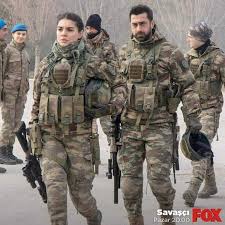Fox tv de yayınlanan savaşçı dizisinin konusu, oyuncuları, yapımcısı, yönetmeni, senaristi, reytingleri, ödülleri, yorumları, jenerik müziği, kamera arkası, videoları. Savasci Devam Edecek Mi Yeni Sezon Olacak Mi 2020 2021