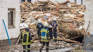 Berlín (ap) — las tormentas eléctricas que azotaron alemania el lunes en la noche dejaron intensas lluvias en. 4ebcubwwrvn51m