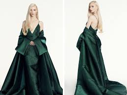 A peça contava com uma saia superestruturada que ditou tendência, diferente do modelo sequinho de nicole kidman. Os Melhores Looks Do Globo De Ouro 2021 Etiqueta Unica