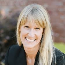 Nora Brink's Instagram, Twitter & Facebook