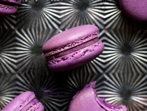 Ube Macaron