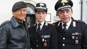 Don matteo's mission is to unmask the guilty and make it clear that, between evil and good, the latter is the only way to live well with oneself and with others. Terence Hill Non Sara Piu Don Matteo Verra Sostituito Da Raoul Bova