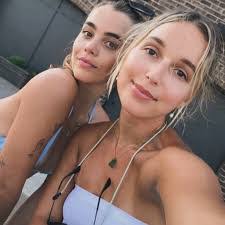 Nikki Pace's Instagram, Twitter & Facebook