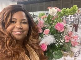 Ruth Hazard's Instagram, Twitter & Facebook