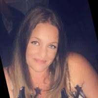 Karen Wreford's Instagram, Twitter & Facebook