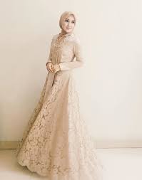 Baju muslim lebaran dian pelangi adalah pilihan yang pas. Gamis Dian Pelangi Gambar Islami