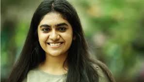 Nimisha Sajayan reacts to criticism she received from followers on social  media on wearing makeup in