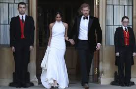 Prinzessin hochzeitskleid und brautkleider prinzessinnen stil 2018. Konigliche Hochzeitsparty Meghan Tragt Den Ring Von Prinzessin Diana Panorama Stuttgarter Nachrichten