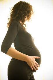 What If The Dreaded After Baby Mom Tummy Isn T Really A Thing