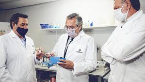 En mendoza la decisión de las autoridades de la dirección general de escuelas (dge) es clara y contundente: Vuelta A Clases Presenciales En Argentina Tensa Relacion Entre Gobierno Y Docentes La Tercera