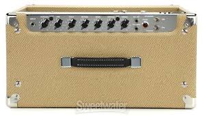 I also find myself with a great sounding peavey classic 30 with a celestion g12h30 speaker onboard. Peavey Classic 30 Ii 30 Watt 1x12 Tube Combo Amp Tweed Sweetwater