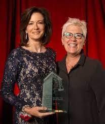 Kay quinn (born in the 1960s) is an american anchor and reporter at the ksdk channel. Spirit Of Maryville 2015 Kay Quinn Malone