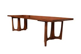 Both the coffee table and the side end table have their beautiful signature arched bases. Mid Century Broyhill Brasilia Sculpted Coffee Table Mary Kay S Furniture
