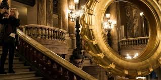 Les petits rats de l'opéra sont, eux aussi, en grève pour défendre leur régime spécial de retraite. A L Opera Garnier Une Oeuvre D Art Qui Herisse Le Point