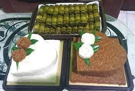 Mar 08, 2021 · barang seserahan pernikahan terakhir adalah snack dan kue, biasanya snack dan kue dibungkus dalam tampah yang disebut juga kue tampah dan ditutup dengan plastik. Paket Wajik Dan Jadah Hantaran Untuk Pernikahan Lamaran Termurah Catering Sehat