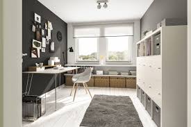 Arbeitszimmer Modern Einrichten Mit Schreibtisch Wandfarbe Grau Mobel Weiss Mit Holz Ideen Innenei Einfamilienhaus Town Country Haus Inneneinrichtung Ideen