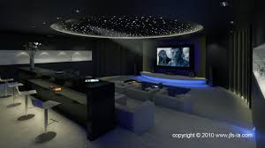 Es una sala de cine, si el sonido no acompaña, el espectador no disfruta de la película; Home Theater Sala De Cine En Casa Sala De Entretenimiento Sala De Proyecciones