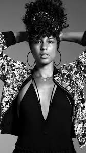 Hot And Beautiful Holiday Hairstyle For Short Hair Holiday Hairstyles Celebrity Hair Stylist Alicia Keys
