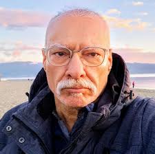 Muleterwa:That military man over there is not training anyone,he is just  giving the trainees morale (referring to footage showing) #NBSSunset