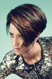 Egal ob für kurze oder mittellange haare. Bob Frisuren Stylen Haare Farben Ideen Haare Selber Schneiden Haarfarben