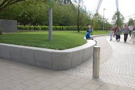 Jubilee Gardens London South Bank Designed By Landscape Architects West 8 Jubilee Gardens Wall Seating Easy Landscaping