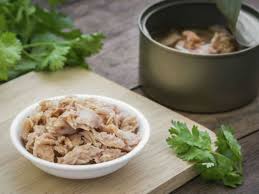 Los alimentos no perecederos suelen ser alimentos comerciales que tienen una larga vida útil, no están sujetos a deterioro a menos que sean abiertos o perforados y no requieren refrigeración. Cuales Son Los Alimentos No Perecederos Cocinadelirante