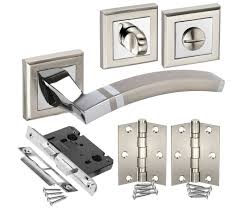 These dual chrome square rose door handles are the perfect choice for those seeking contemporary square door handles for any modern home. Modern Door Handle Pack For Bathrooms With Square Rose Handles Handle King Uk