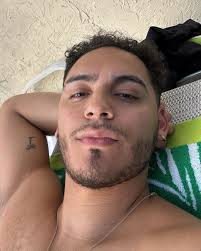 Brandon Anthony (@thelifeof_b.anthony) • Instagram photos and videos