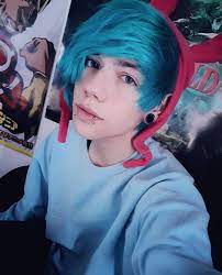 Reposted From Grim0xy On Instagram Emo Boy Hair Hot Emo Boys Boy Hairstyles