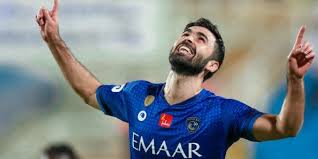 بالفيديو عمر خربين يكشف سر غيابه عن الهلال