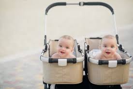 Tempat duduk banyak, tidak semua ber ac tapi tetap nyaman. Punya Anak Kembar Ini 8 Rekomendasi Kereta Bayi Untuk Si Kembar 2020