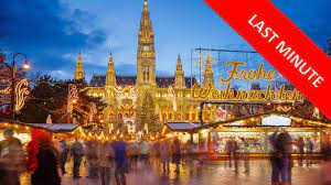 Asta înseamnă că toate căsuțele ce vând vin fiert au aceeași recuzită. Infoturism Last Minute Targul De Craciun Viena 160 Facebook