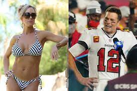 Porn star Brandi Love offers Tom Brady help 'relaxing' through divorce  proceedings | Marca