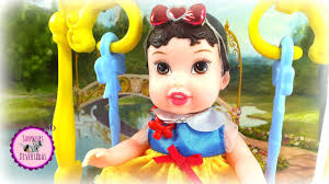 Lindo vestido romper blanca nieves + listón para bebe niña. Bebe Blancanieves Playset Con Columpio La Princesa Disney Blancanieves Cuando Era Bebe Youtube